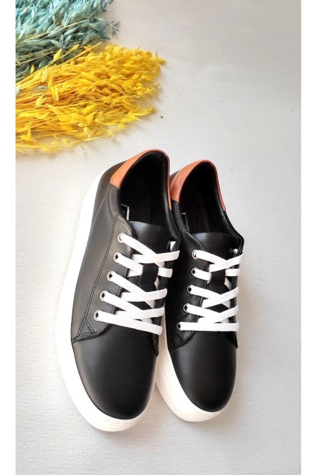 Siyah - Kadın Hakiki Deri Sneaker