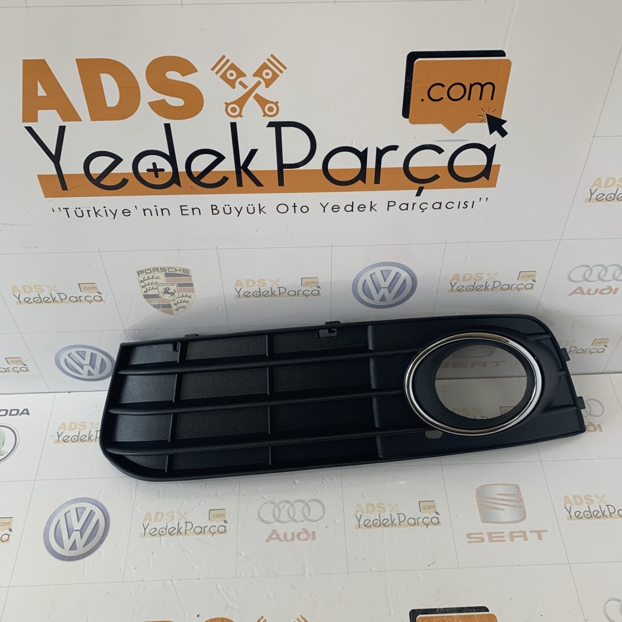 Audi A4 2008-2012 Sol Sis Kapağı Nikelajlı Taiwan 8K0807681A