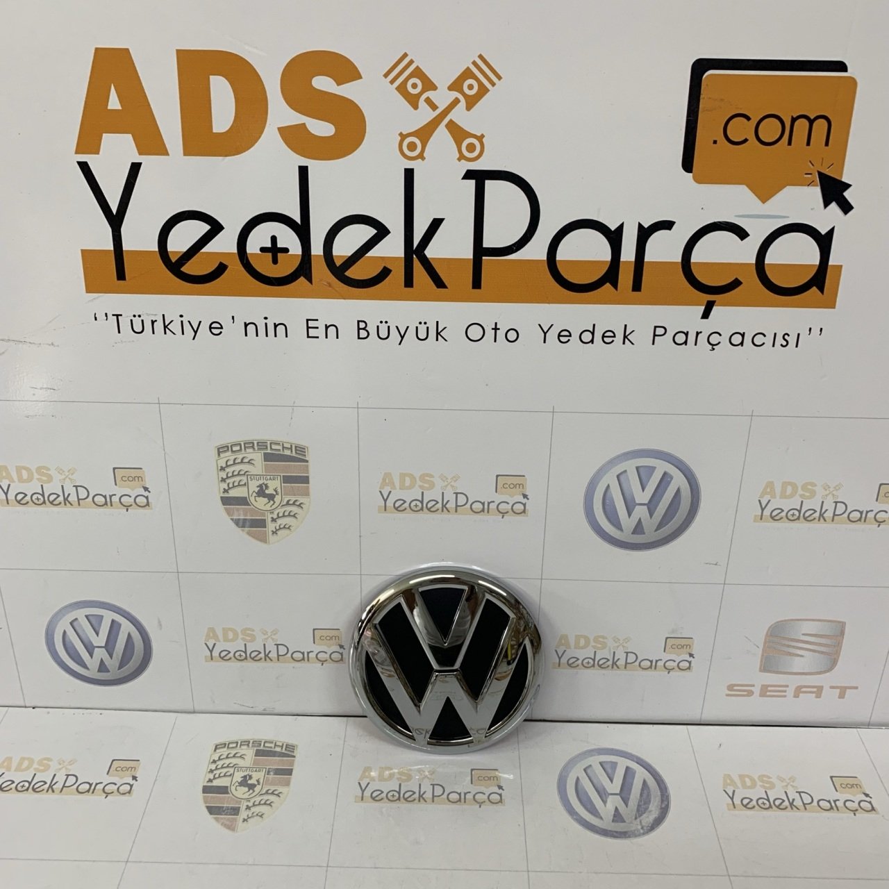 Volkswagen Caddy 2011-2015 Arka Bagaj Arması İthal