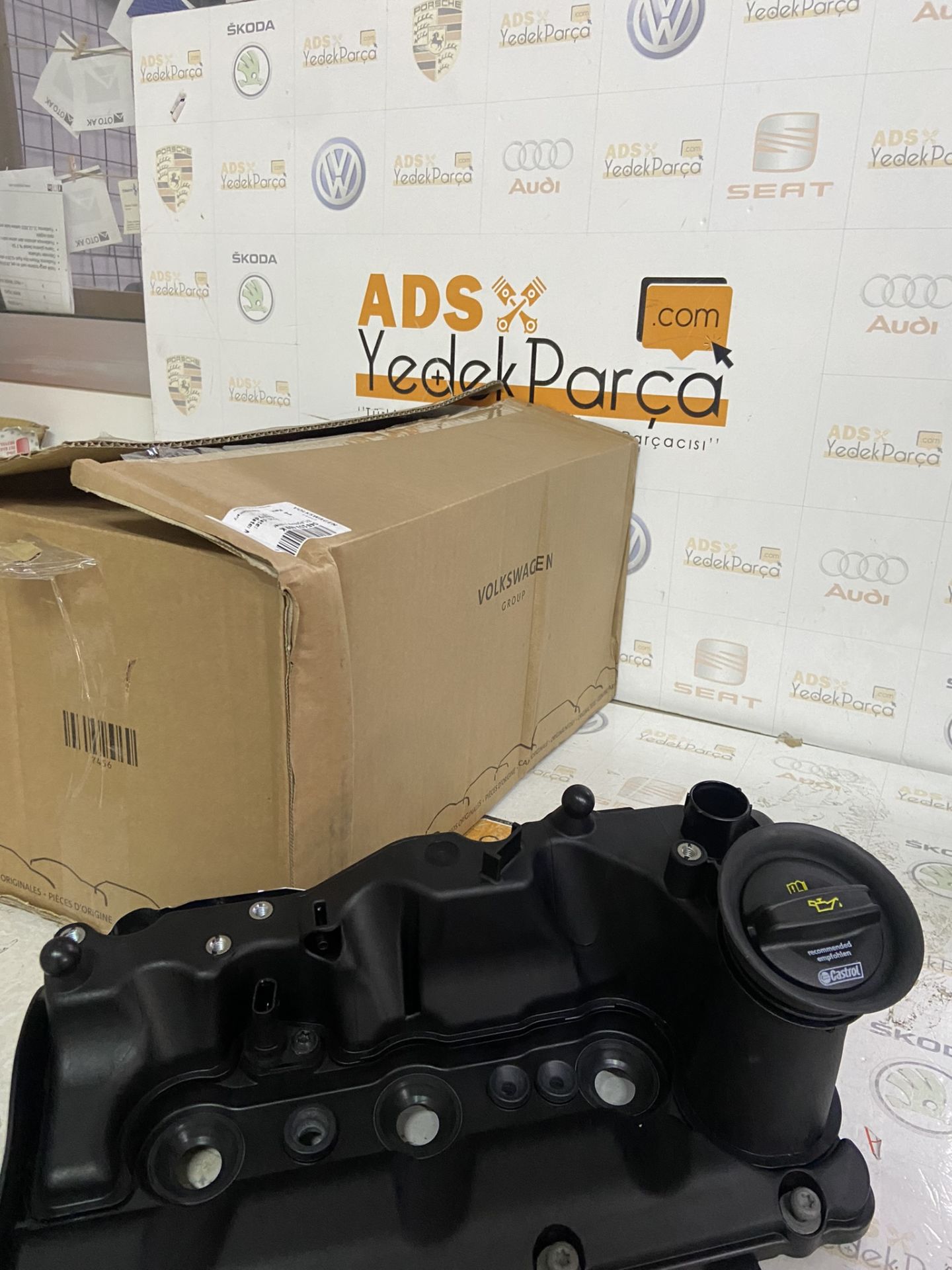 Cus Motor 1.4 Tdi Külbütör Kapağı -04B103469K