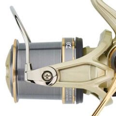 Daiwa Emblem SL 22 45 CW QD Surf Makara