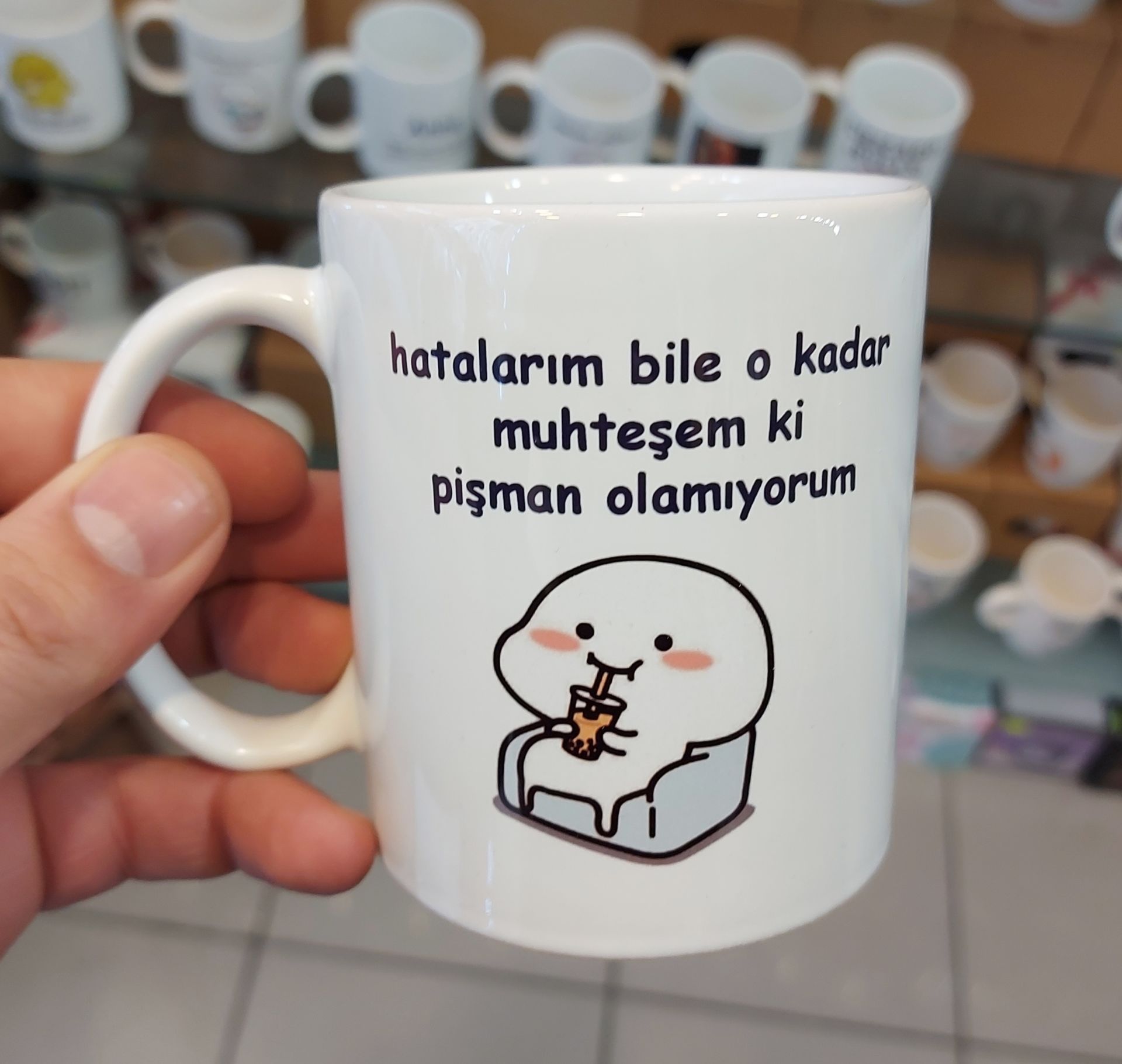 Hatalarım Bile Okadar Muhteşemki Pişman Olamıyorum Bardak