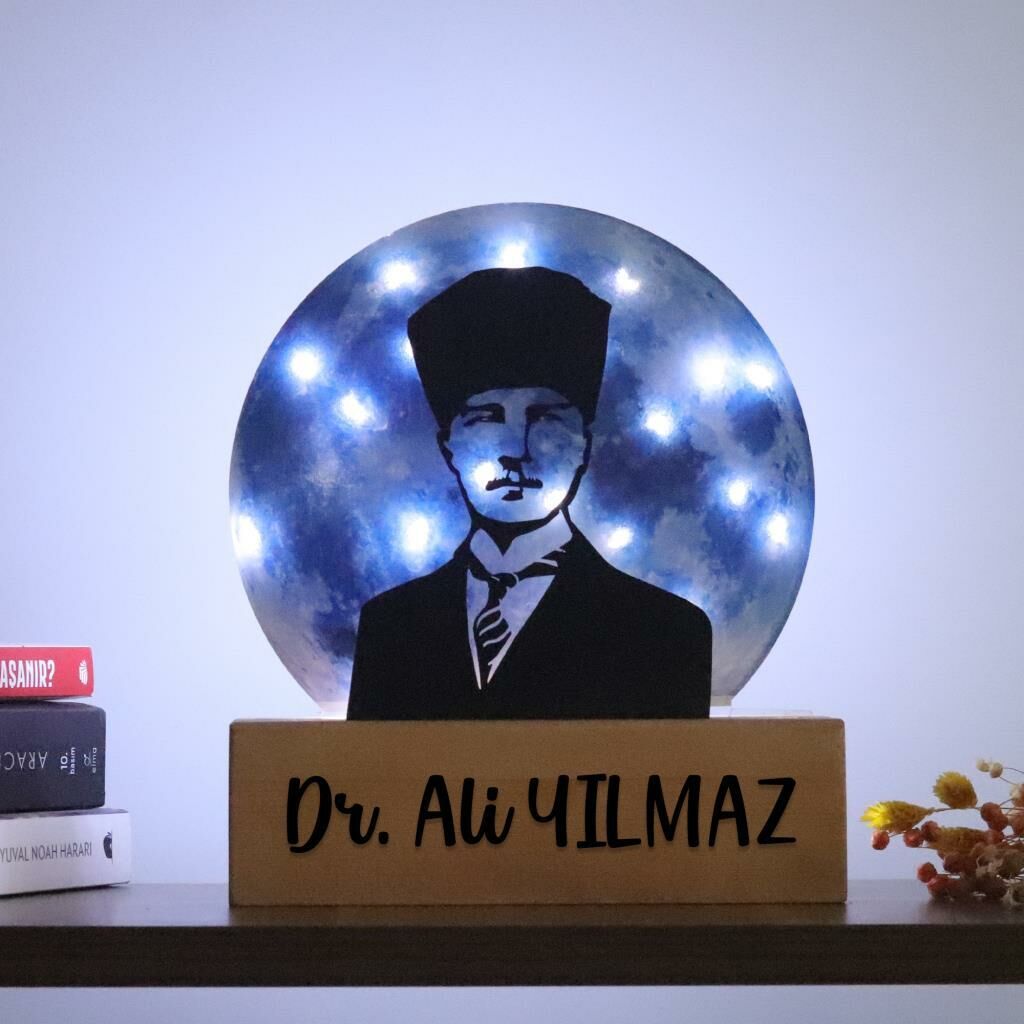 Veraart Işıklı Pleksi Dolunay Kişiselleştirilebilir Dekoratif Biblo Atatürk Portre Anahtar Askılığı