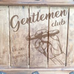 Veraart El Yapımı Gentlemen Club Ahşap İçki Viski Dolabı