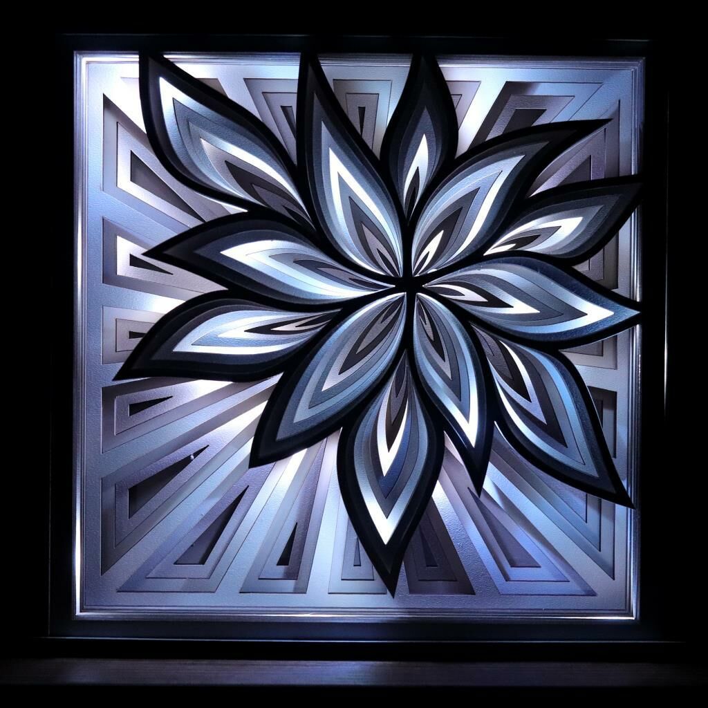 Veraart Özel Tasarım 9 Katmanlı Ahşap Dekoratif Çiçek Gece Lambası