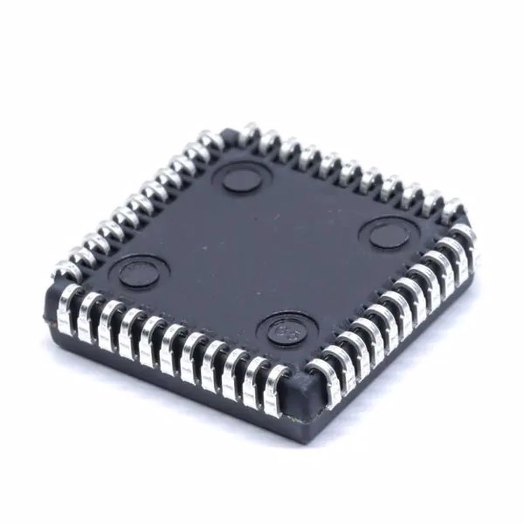 N28F512-150      PLCC-32      INTEGRATED CIRCUIT