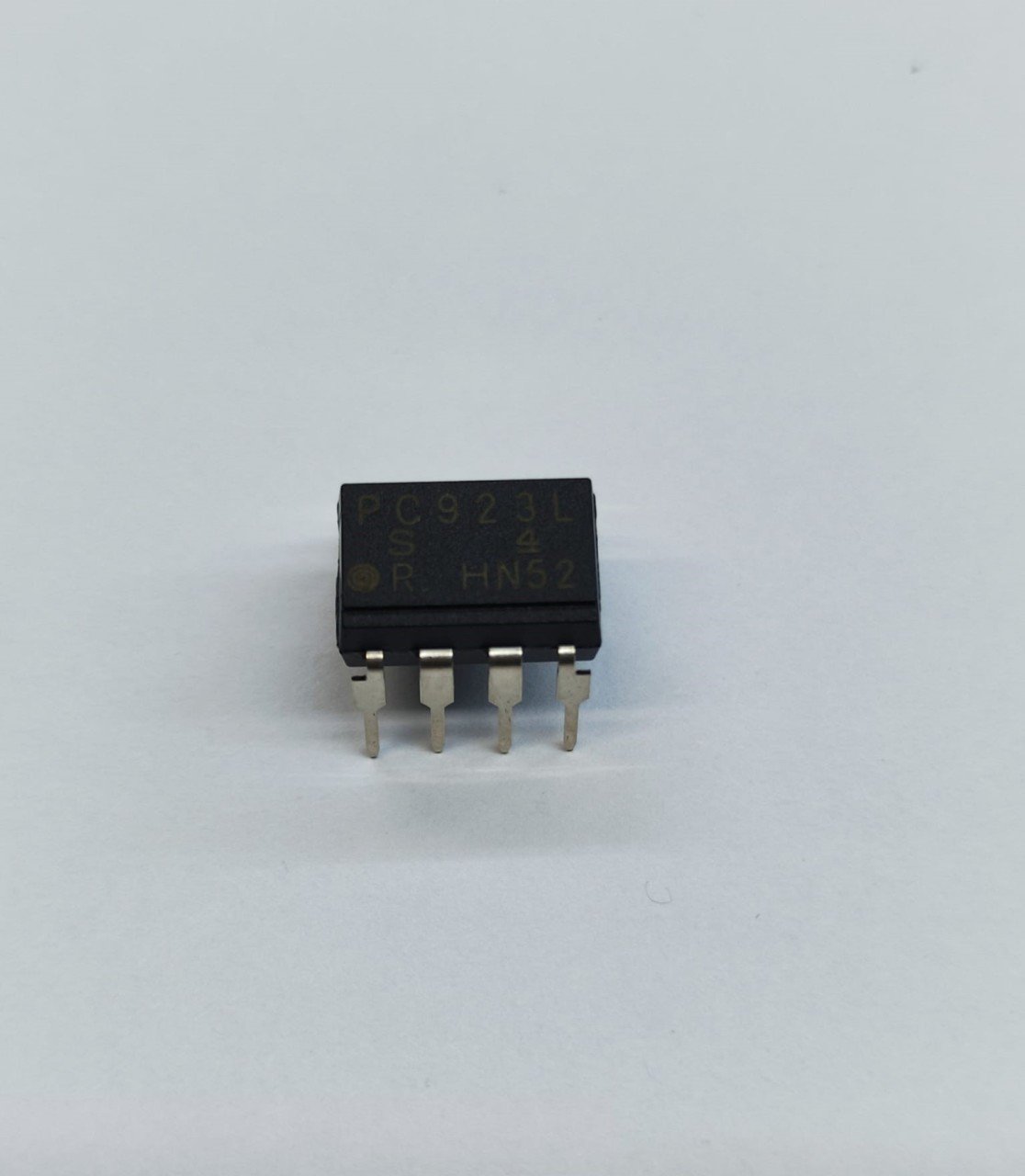 PC923L – Sharp OPTOISO Isolatore Ottico In DIP-8 – PC923