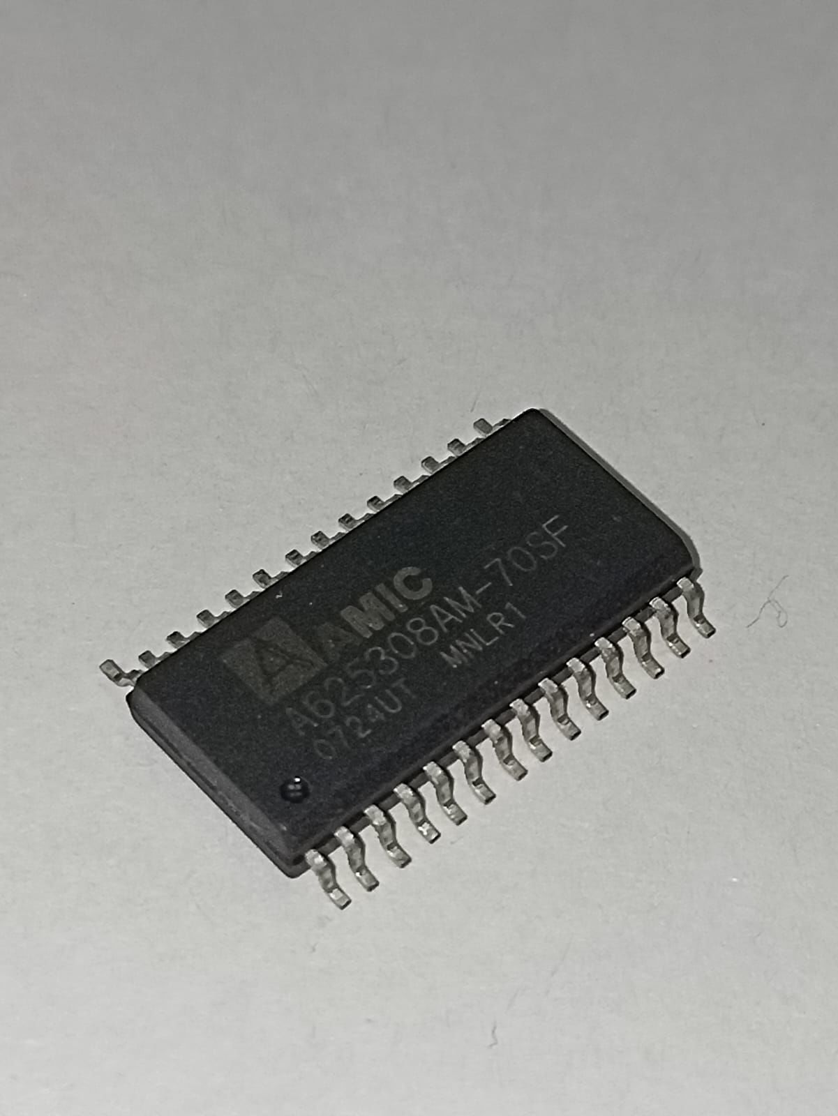 A625308AM-70SF   SOP-28   MEMORY DATA STORAGE SRAM