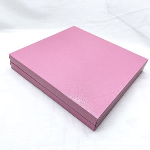 16 Yuvalı Madlen Çikolata Kutusu Pembe