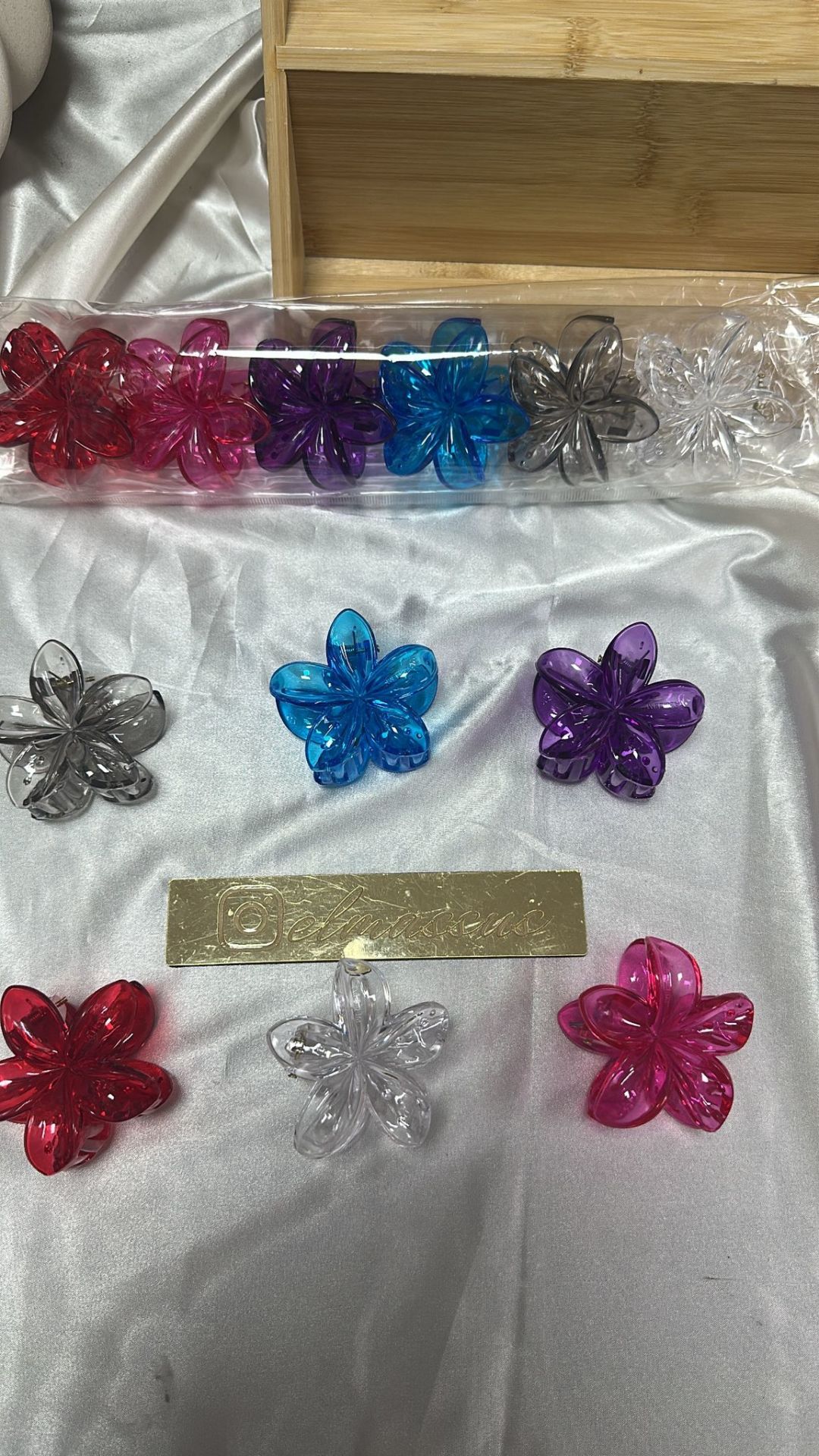 Renkli Şeffaf Lotus Toka 6 cm (12 adet)