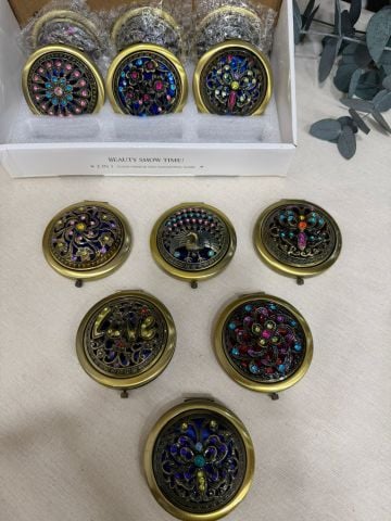 Taşlı Ayna  1 adet