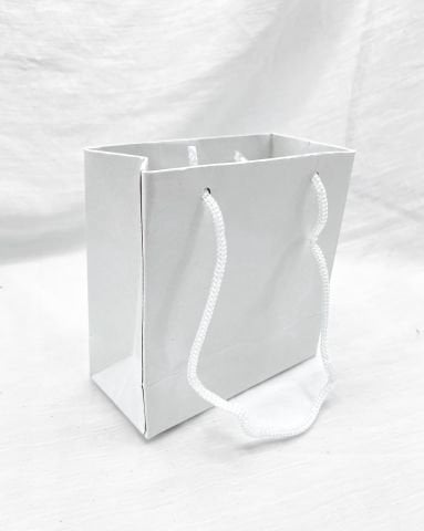 11 x 4 x 11 İp Saplı Karton Çanta (50 adet) Beyaz