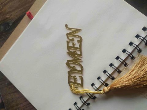 Büyük Harfli Kitap Ayracı Pleksi 15x5cm