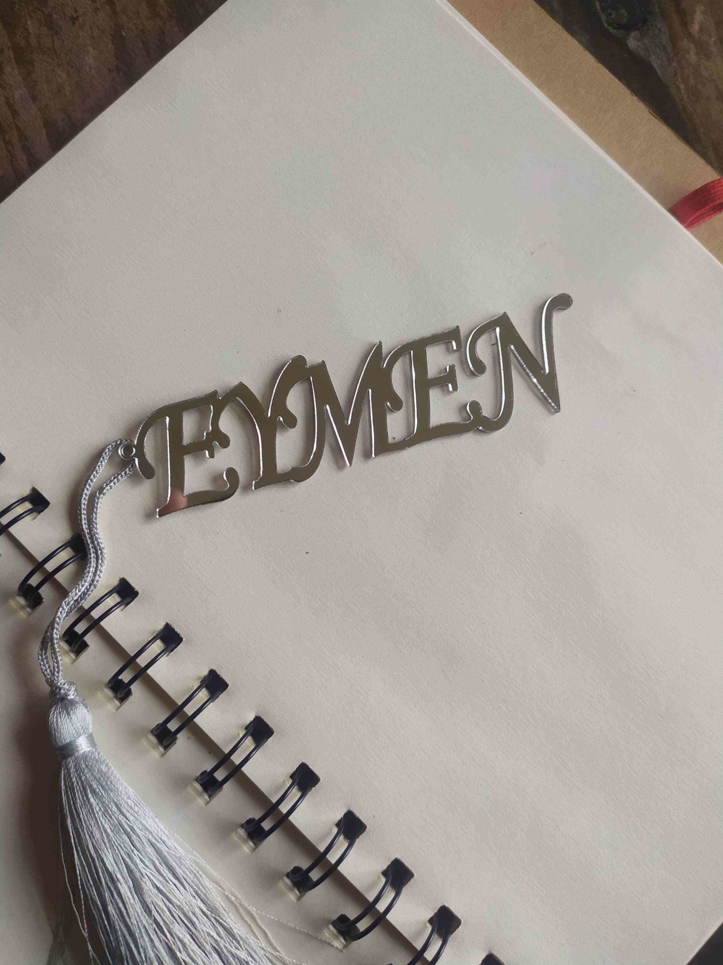 Büyük Harfli Kitap Ayracı Pleksi 15x5cm