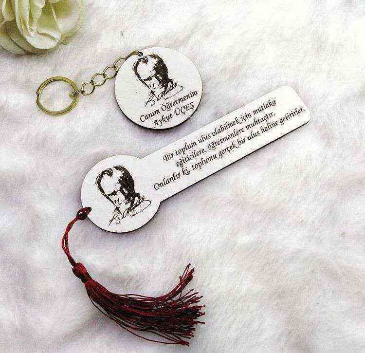 Atatürk Silüetli Kitap Ayracı Pleksi 15x4 cm