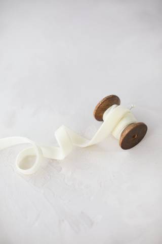1cm Kadife Kurdele - 5m Krem