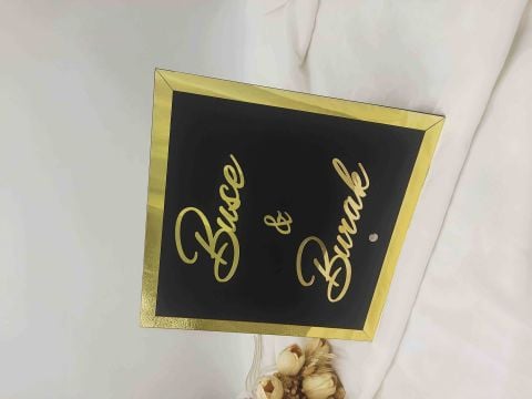 Kare Siyah Masaüstü İsimlik Pleksi 25cm