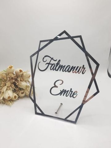 Çokgen Masaüstü İsimlik Pleksi 30x25cm Gümüş