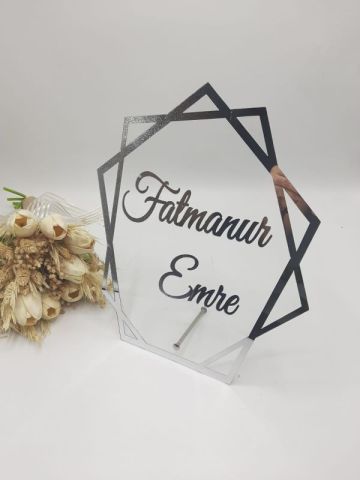 Çokgen Masaüstü İsimlik Pleksi 30x25cm Gümüş