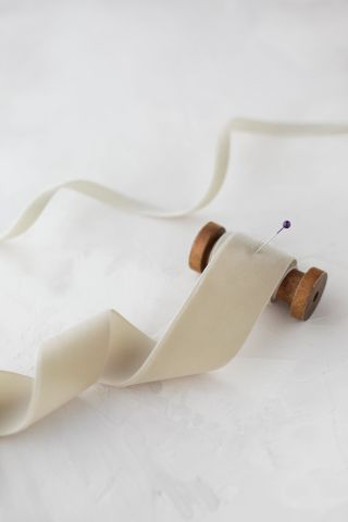 2cm Kadife Kurdele - 5m Krem