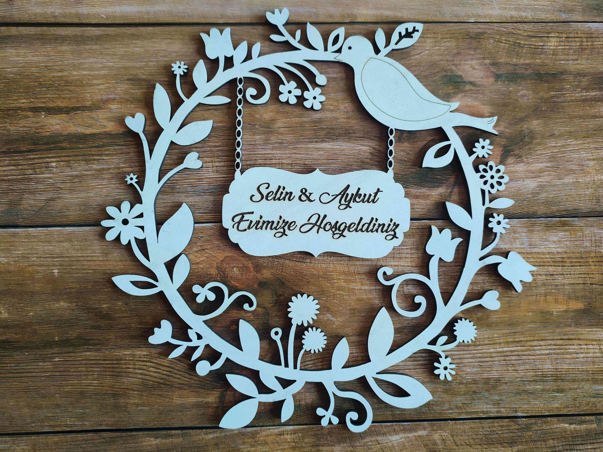 Kuşlu Ahşap Kapı Süsü Pleksi 30cm