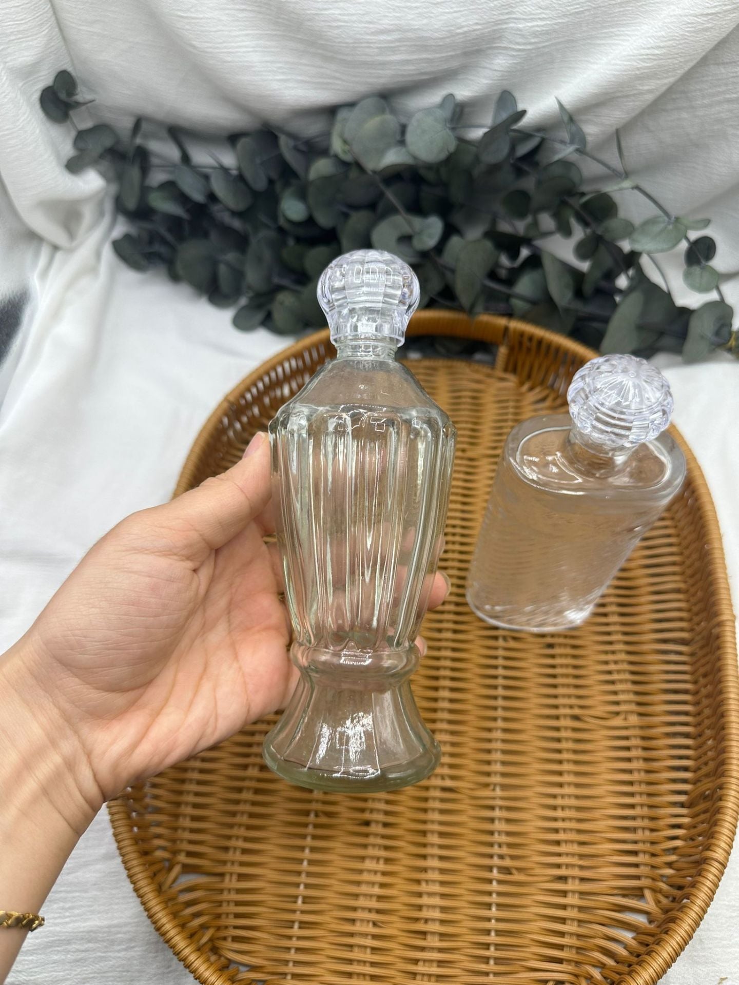 Kristal Kapaklı Kolonya Şişesi 250 ml Yuvarlak 1