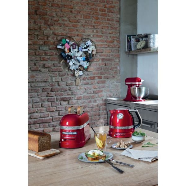 KitchenAid Artisan 5KEK1522ECA Candy Apple 1,5 Litre Kettle