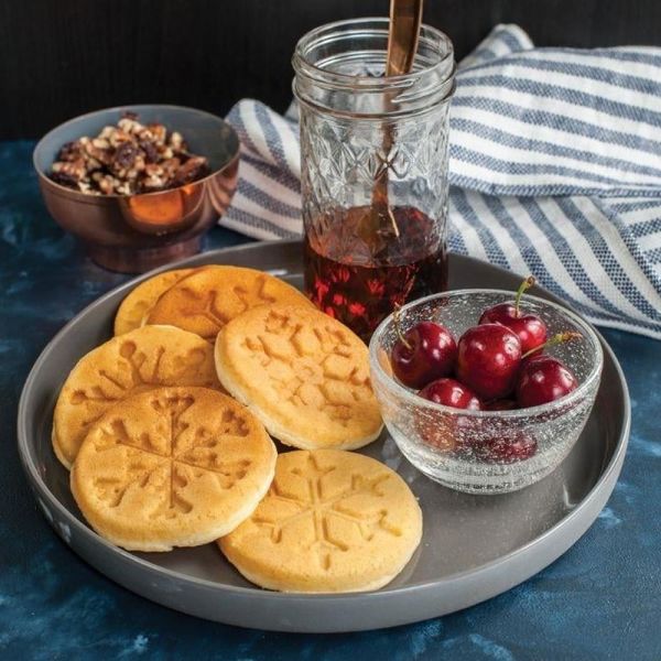 Nordicware 1945 Kar Tanesi Pancake Tavası