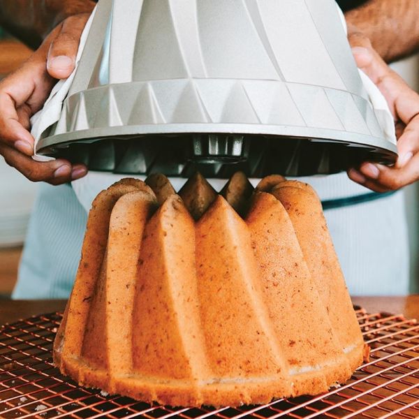 Nordicware 59937 Kugelhopf Bundt Kek Kalıbı