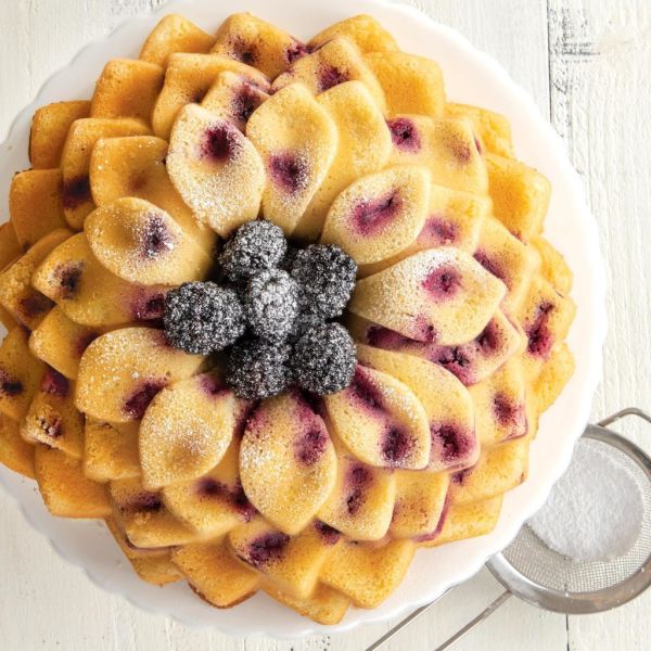 Nordicware 87537 Çicek Bundt Kek Kalıbı