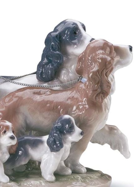 Lladro Puppy Parade Girl With Dogs