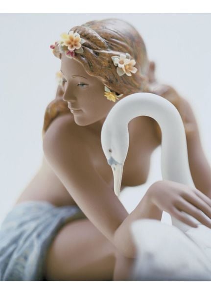 Lladro Leda and the Swan