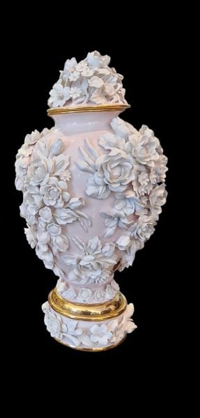 I BORBONE PINK VASE WITH GOLD COCER WHITE FLOWERS DECOR