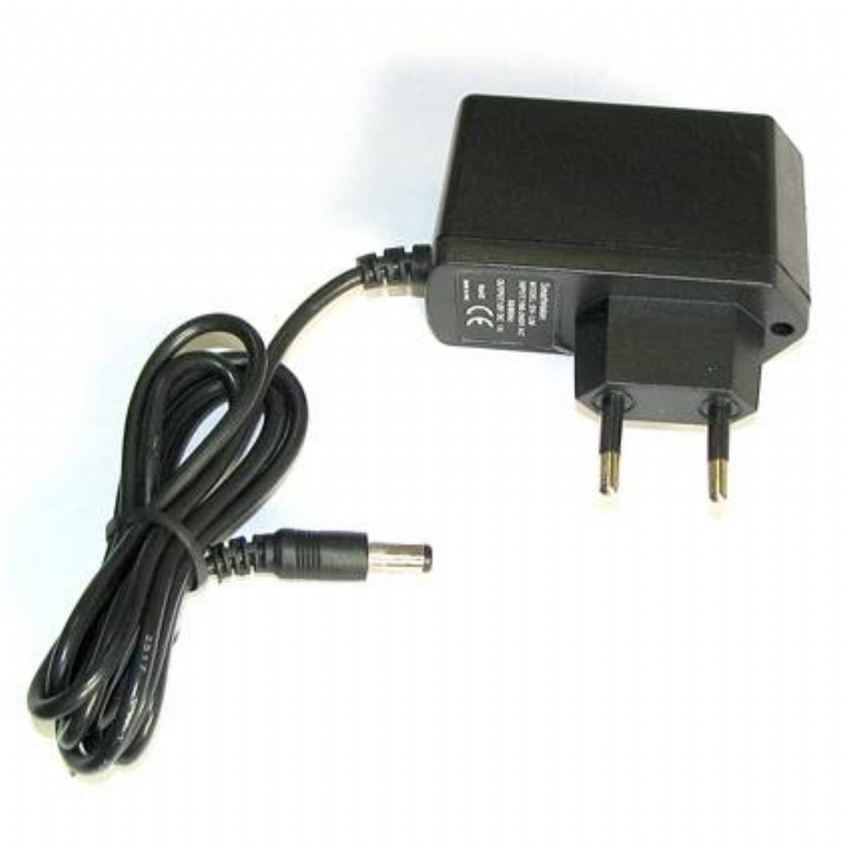 9 VOLT 1 AMPER PLASTİK KASA ADAPTÖR HIGHTEK