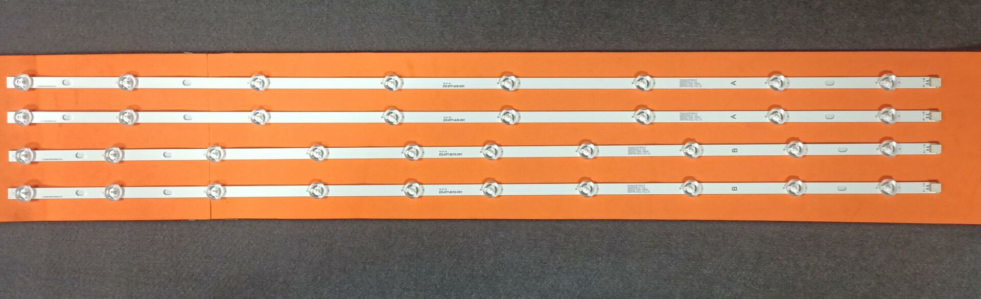 TV LED BAR -2369 TAKIM 4 LÜ-43UD8460-43UD8400-43R7540U-43FD7460-43SBF720-ES-977WİNKEL