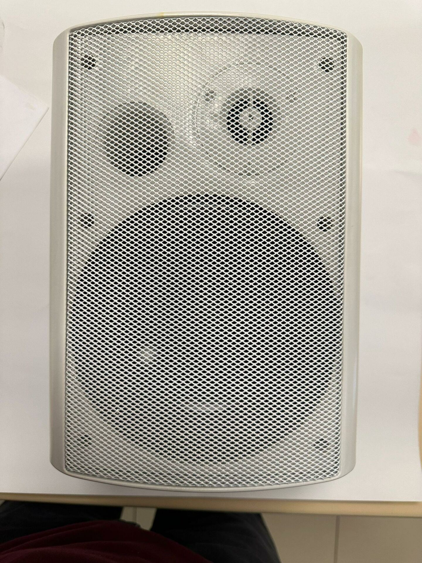 UNIVERSAL FX-6 TRAFOLU 6 INÇ  DUVAR TİPİ 215x195x295  EBAT BEYAZ KASA HOPÖRLÖR