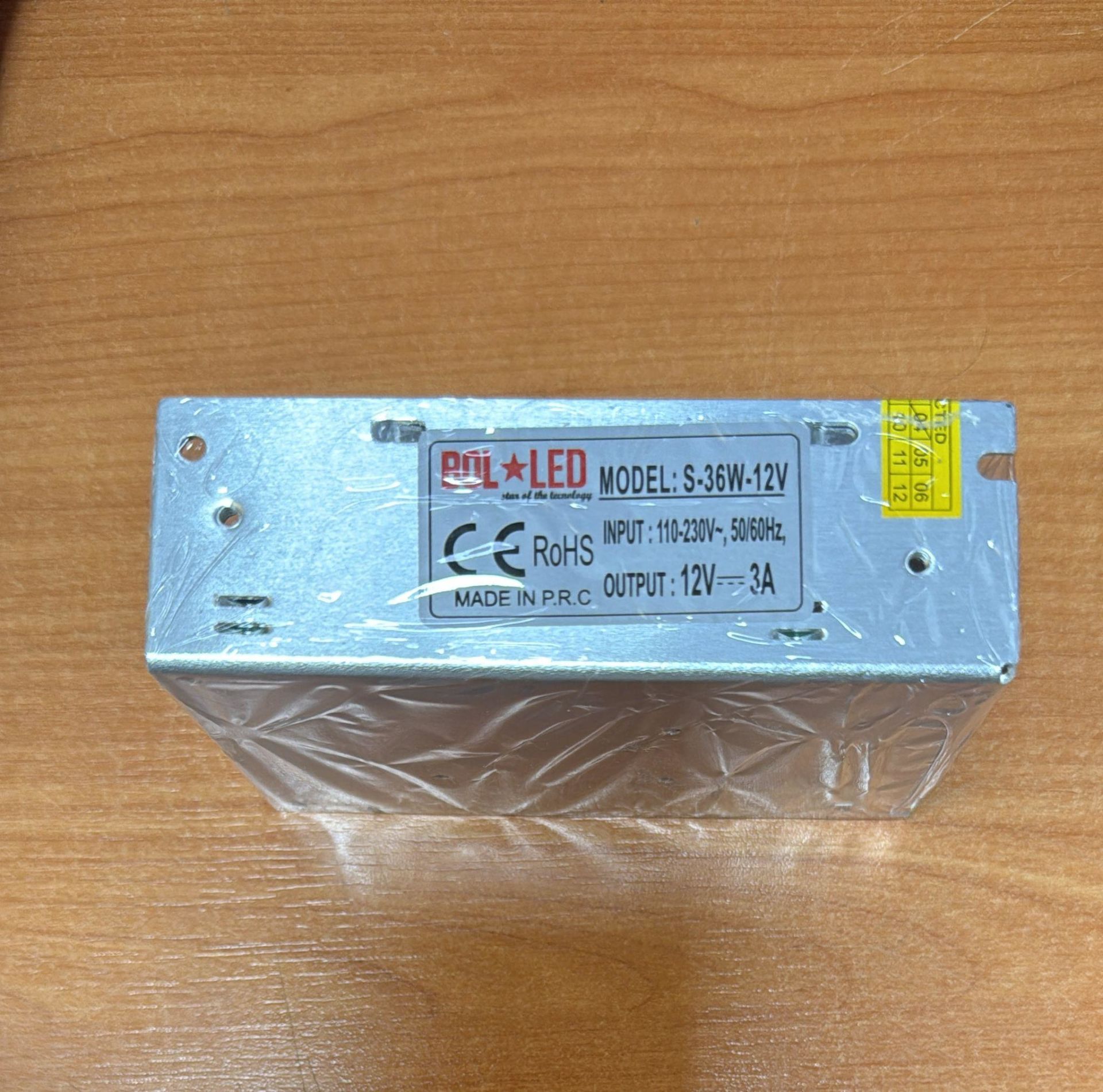 12 VOLT 3 AMPER METAL KALIN KASA ADAPTÖR BOLLED