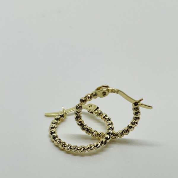 Bella Altın Tasarım Küpe