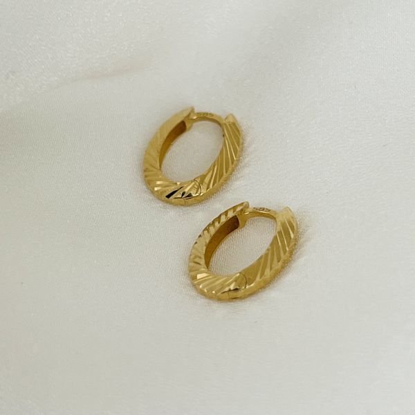 Şemsa Altın Tasarım Küpe