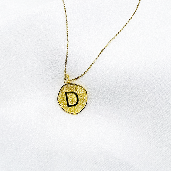 Vintage Altın Harf Kolye