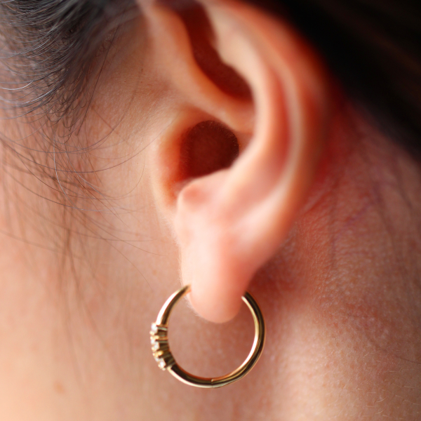 3 Taşlı Halka Küpe