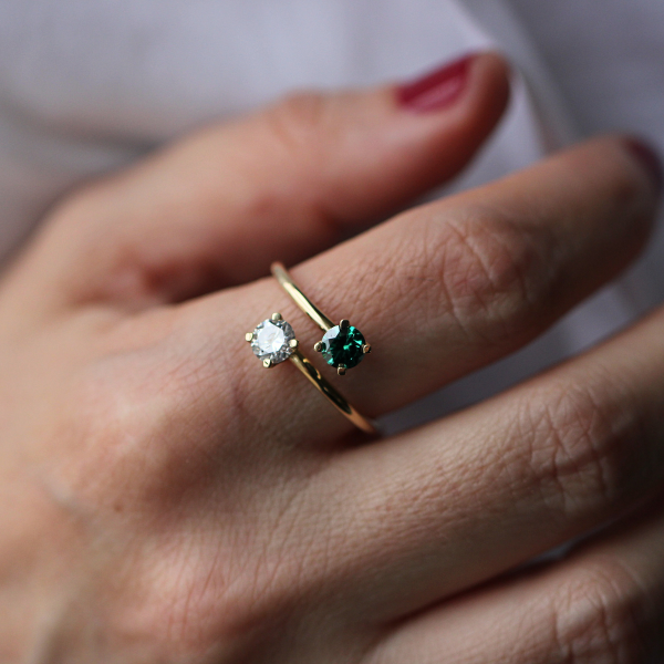 Beyaz Yeşil Mozanit Taşlı Yüzük