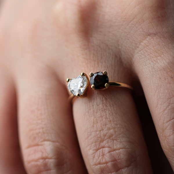 Kalp Garnet Mozanit Taşlı Yüzük