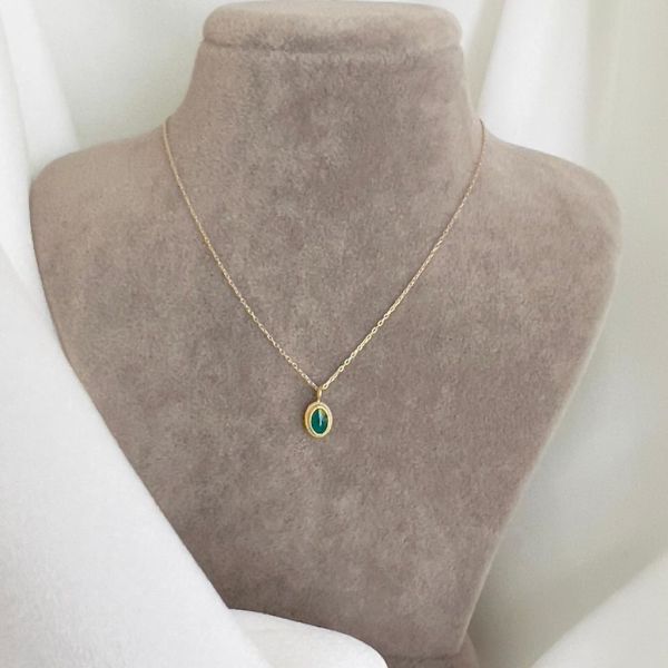 Yeşil Vintage Altın Kolye