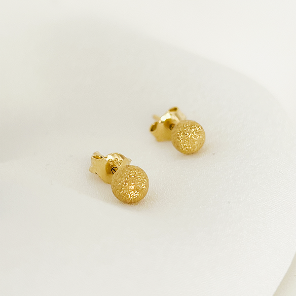 Çillibom Altın Tasarım Küpe