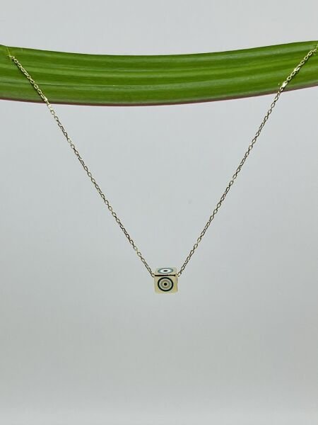 Küp Nazarlık Altın Tasarım Kolye