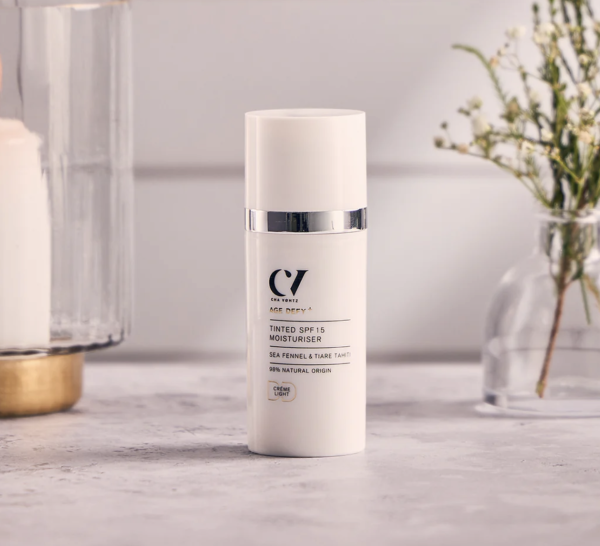 Age Defy+ Renkli DD Nemlendirici SPF 15 – Açık Ton 30ml