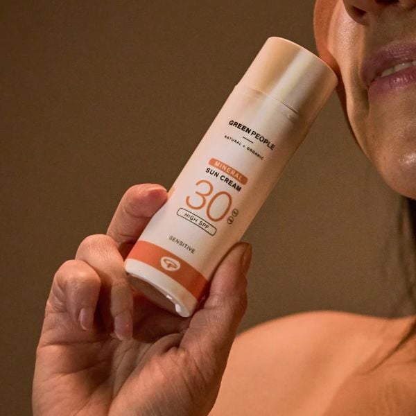 %100 Organik ve Mineral Güneş Kremi SPF30  50ml