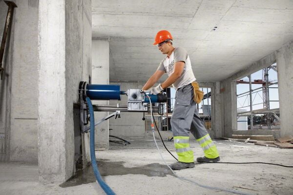 Bosch - Best Serisi Beton İçin 1 1/4'' UNC Girişli Elmas Sulu Karot Ucu 92 mm