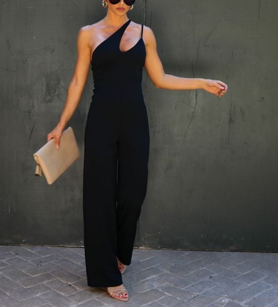 BLACK JUMPSUIT